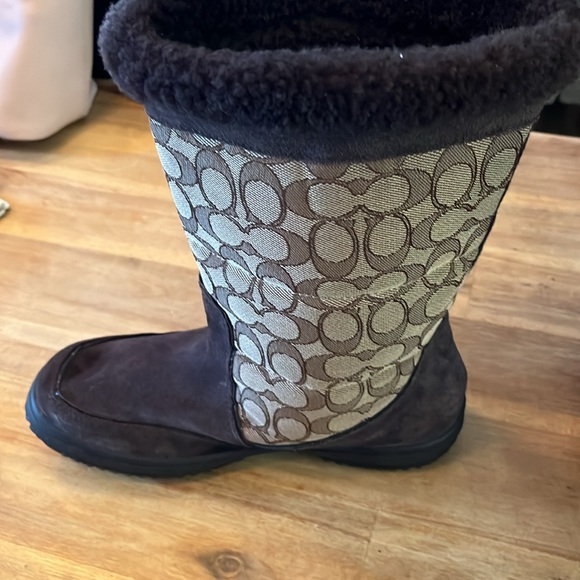 COACH SHERMAN SIGNATURE MID FLEECE SUEDE BOOTS 8.5 - Picture 3 of 8